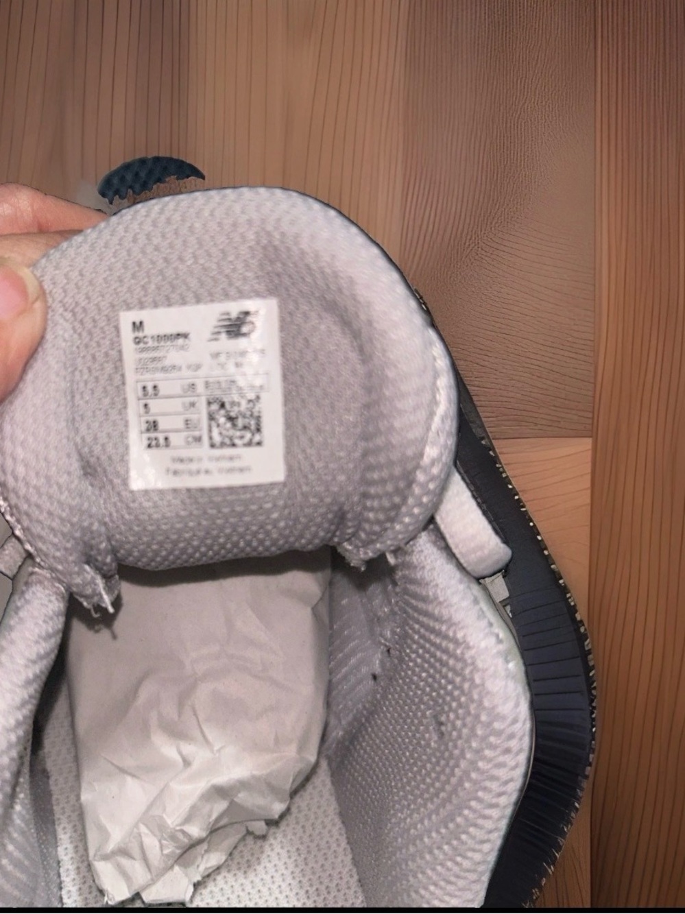 New Balance Unisex Blue & White 1000-Style Sneakers - Picture 6 of 8